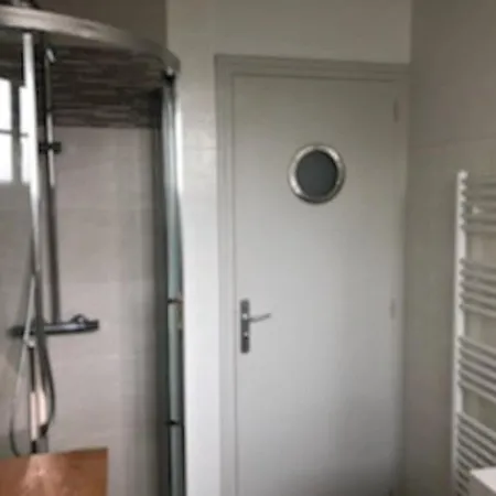 Grande Maison Familiale A - 500 M De La Surveillee Nyaraló