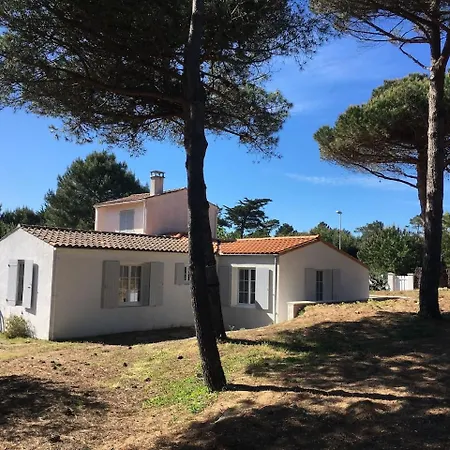 Grande Maison A A 500 M De La 펜션 *
