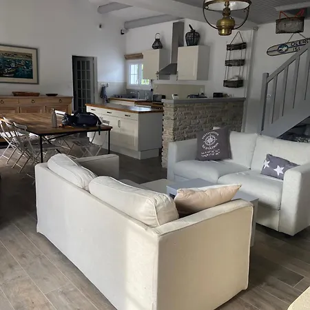 Grande Maison Familiale A - 500 M De La Surveillee Ferienhaus *