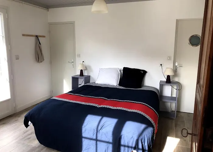 Grande Maison Familiale à - 500 M De La Surveillée Сasa de vacaciones *