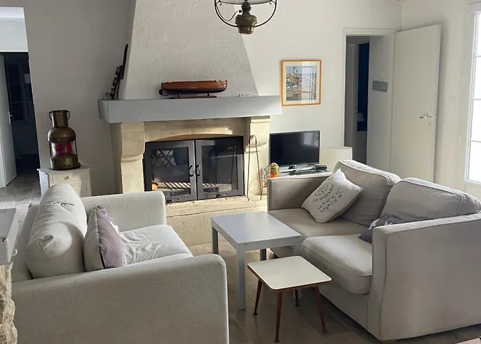 Grande Maison Familiale à - 500 M De La Surveillée *